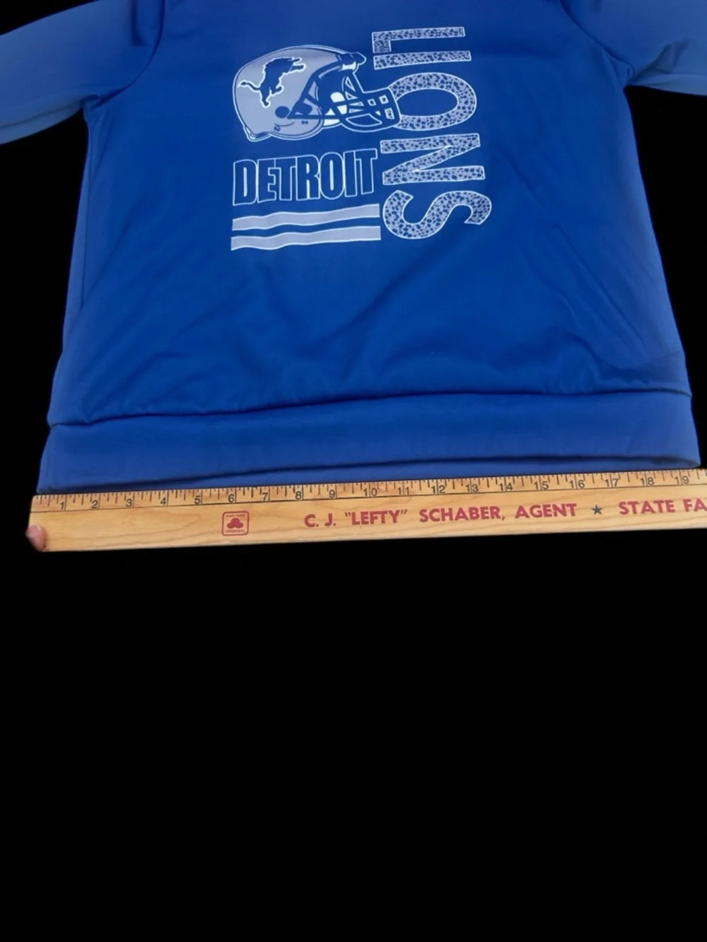 Detroit Lions sweatshirt EUC blue sheen white fleece interior women's medium